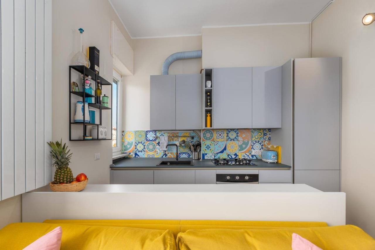 Maiolica Apartment - Free Parking And Great Connection To Linate And Duomo Мілан Екстер'єр фото