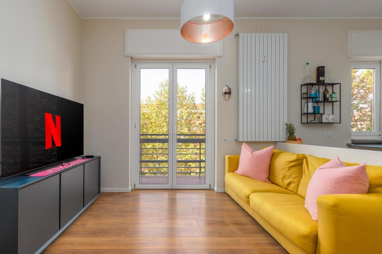 Maiolica Apartment - Free Parking And Great Connection To Linate And Duomo Мілан Екстер'єр фото