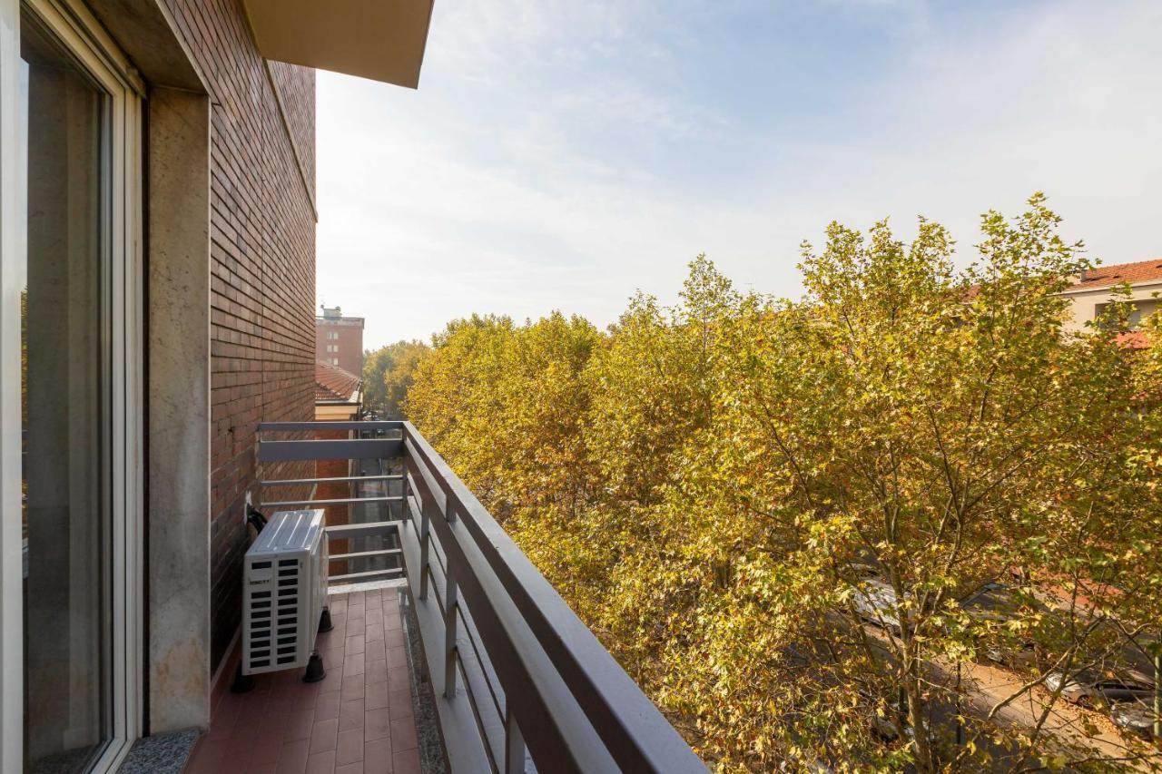 Maiolica Apartment - Free Parking And Great Connection To Linate And Duomo Мілан Екстер'єр фото